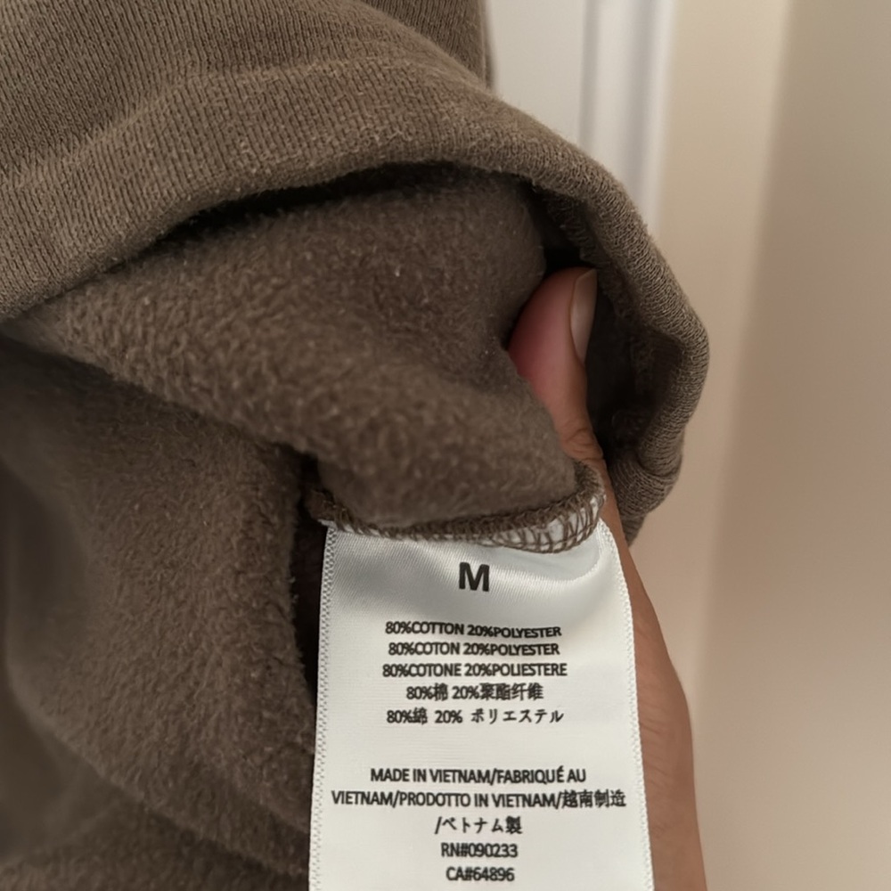 Essentials pullover hoodie - Picture 7 of 7